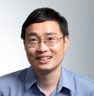 Dr Mo-Huang Li, CEO - CellSeivo, decided to take on the entrepreneurial challenge along with CTO Dr Wai Chye Cheong and Dr Mo Chao Huang when they realized the device had a lot of potential