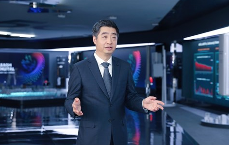 Image caption- Ken Hu, Rotating and Acting Chairman of Huawei