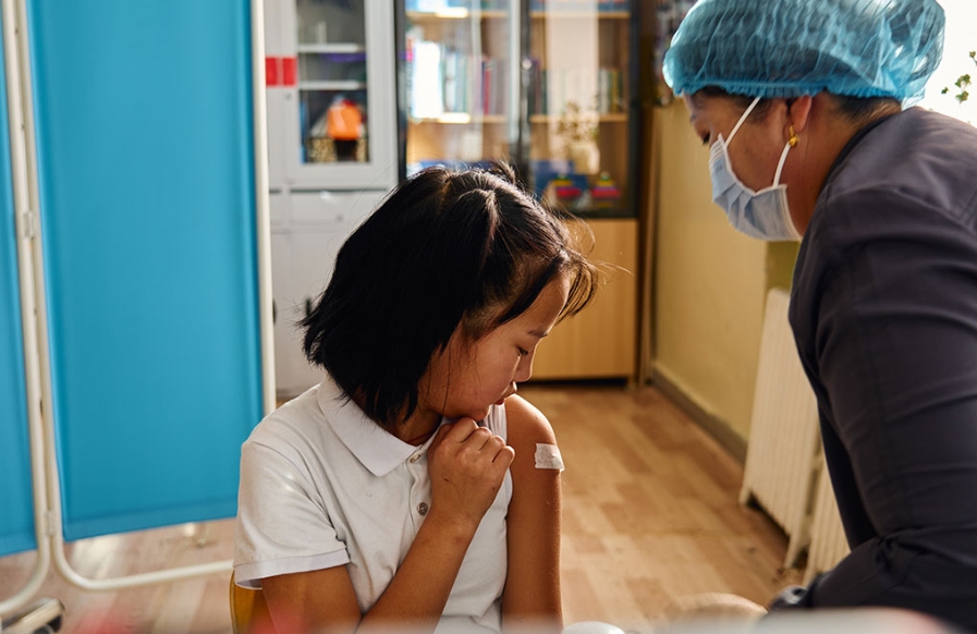 Gavi and Asian Development Bank sign new partnership to boost health financing for immunisation
